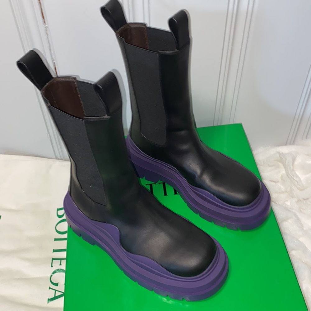 Bottega Veneta Purple Tire Leather Chelsea Boots - Picture 8 of 17